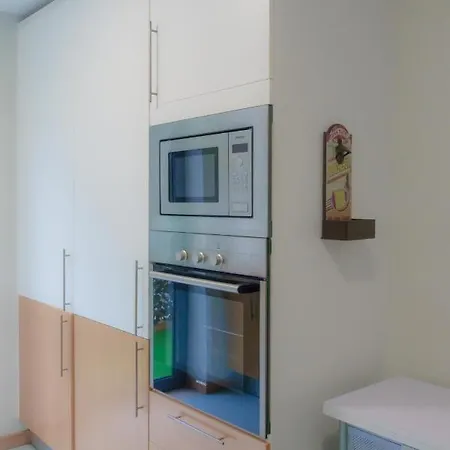 Ria Sunset House - Rooftop Pool Apartment
